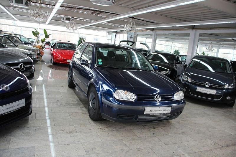 Gebraucht VW Golf IV Edition 101 PS (74 kW) 2000 Blau Limousine