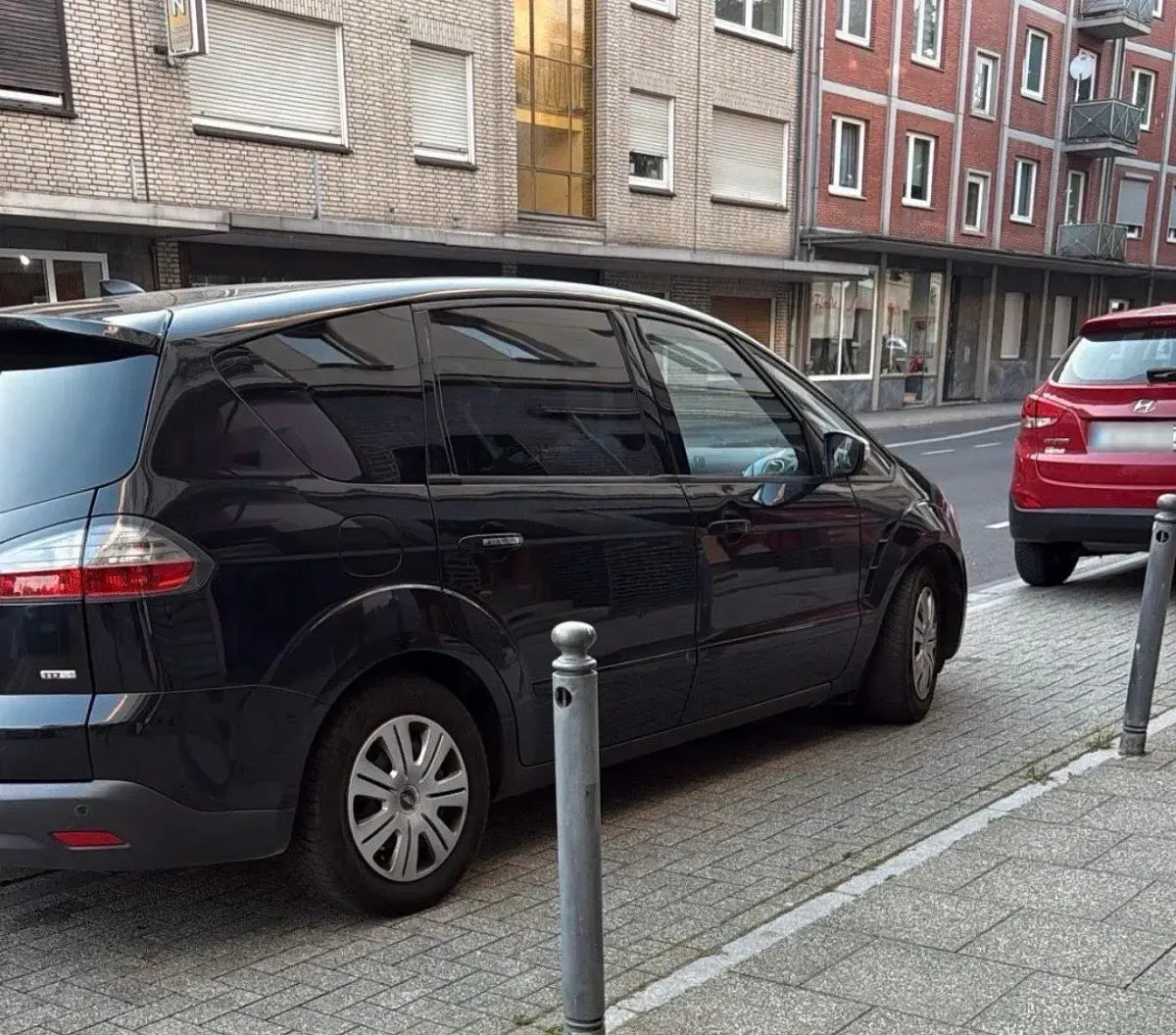 Gebraucht Ford S-MAX S 2009 Schwarz Van / Kleinbus