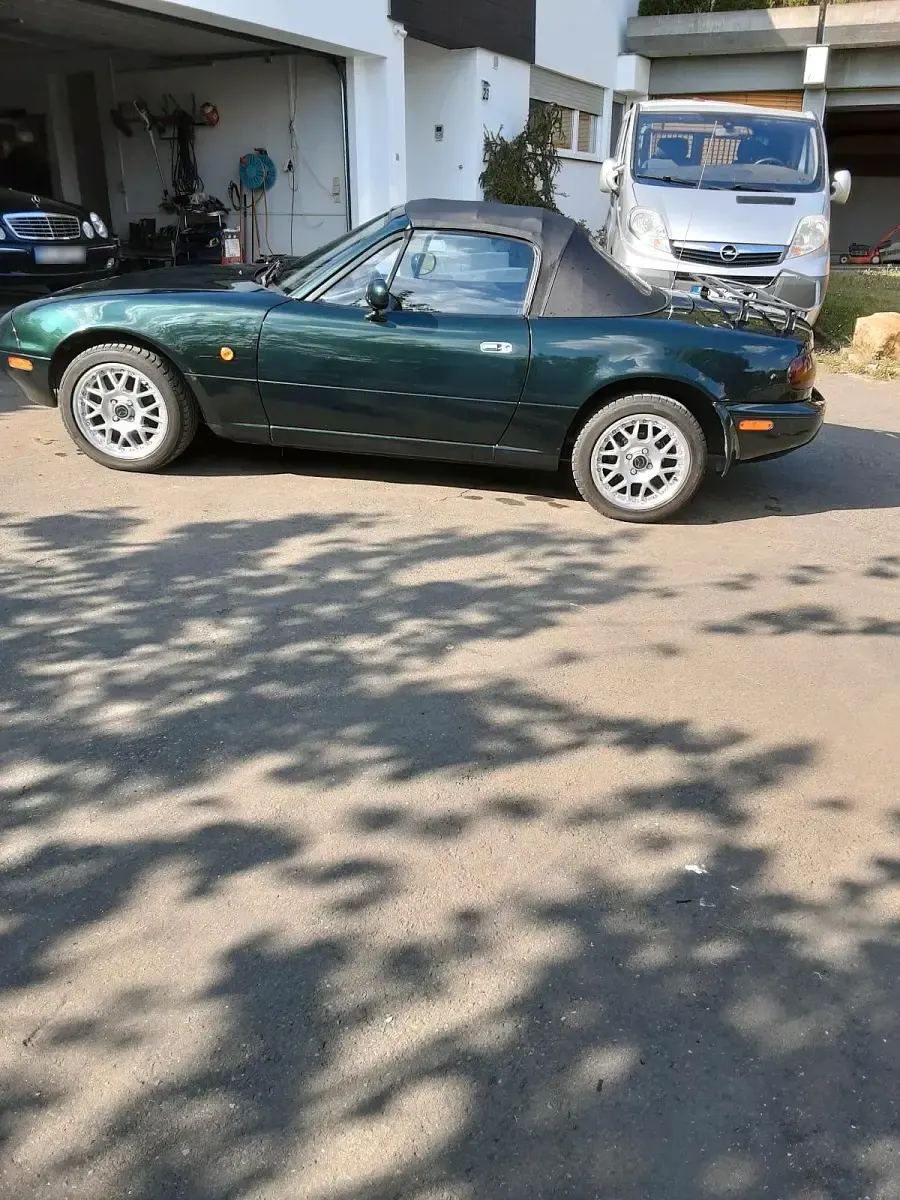 Gebraucht Mazda MX5 114 PS (83 kW) 1992 Grün Cabrio