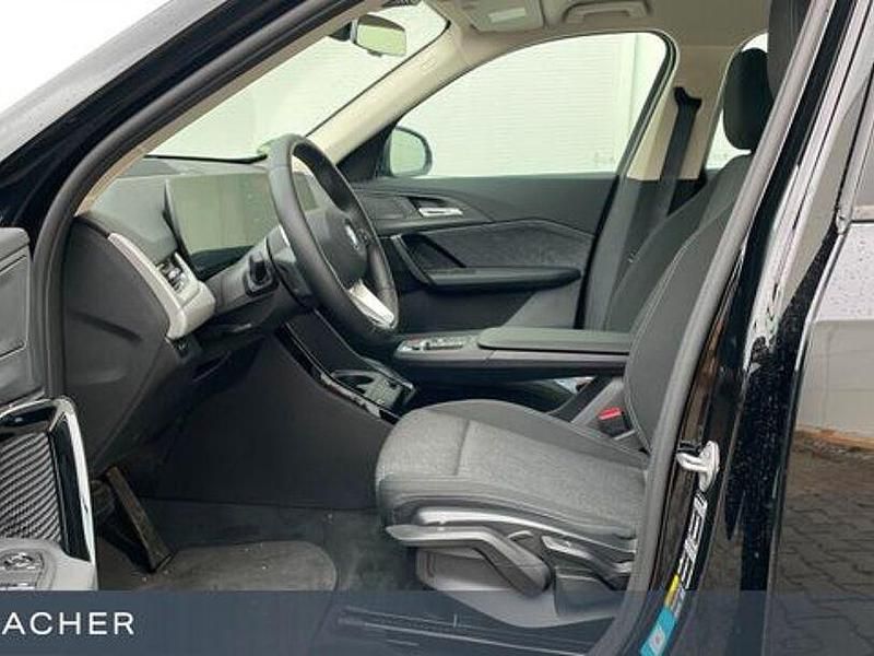 Gebraucht BMW iX1 Performance 279 kW (380 PS) 2024 Schwarz uni SUV