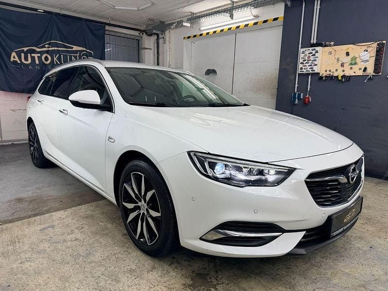 Weiß Gebraucht 2017 Opel Insignia Innovation Kombi | 12.999 € (Fairer Preis) - Bild 1/4