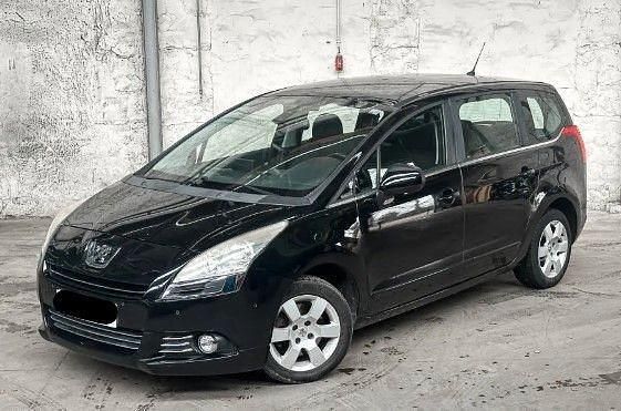 Schwarz Gebraucht 2012 Peugeot 5008 Active Van / Kleinbus | 5.500 € (Fairer Preis) - Bild 1/4
