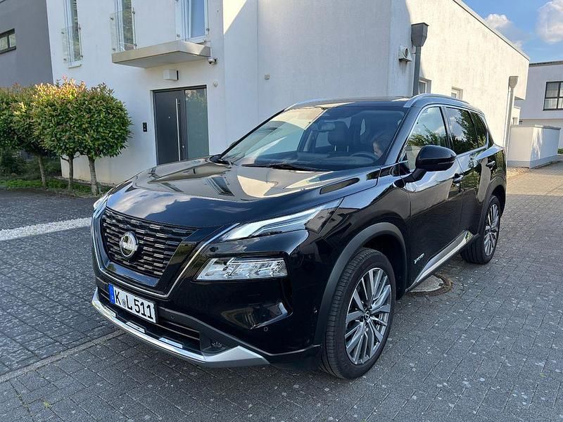Schwarz Gebraucht 2024 Nissan X-Trail Tekna+ SUV | 37.790 € (Fairer Preis) - Bild 1/4