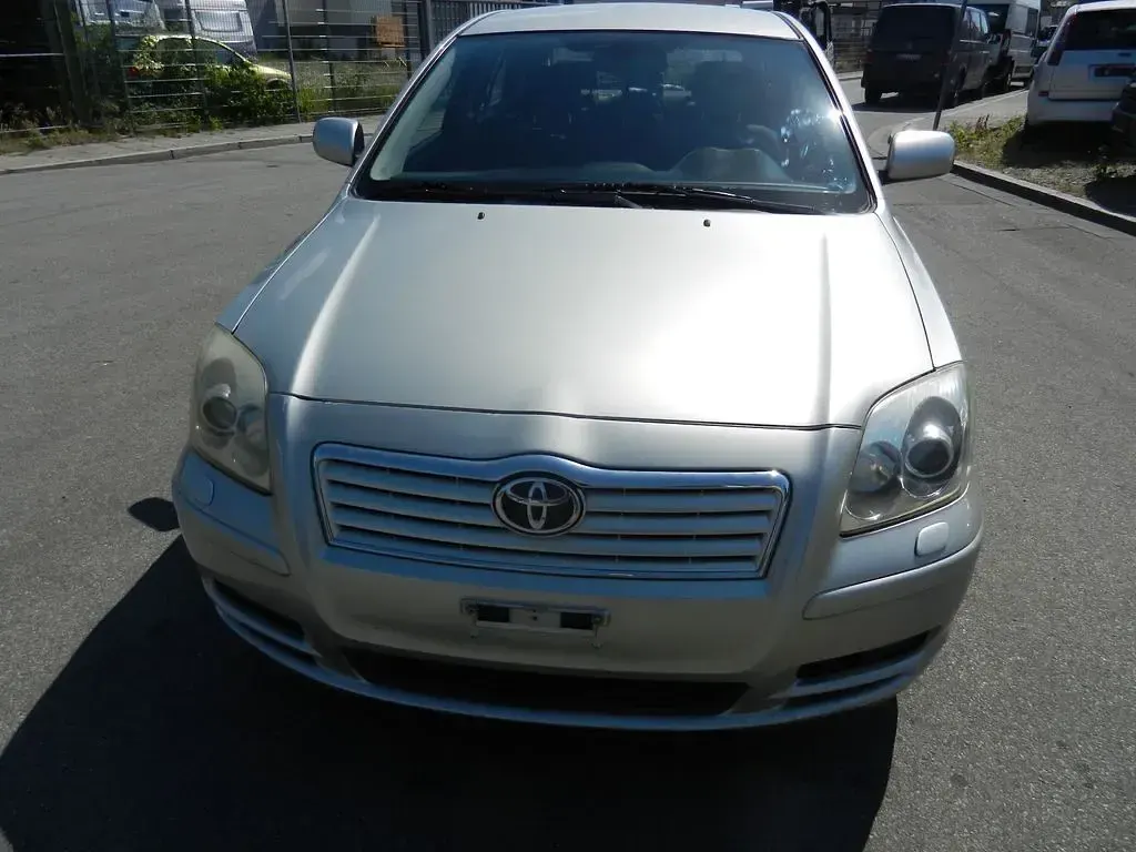 Gebraucht Toyota Avensis Executive 177 PS (130 kW) 2005 Limousine