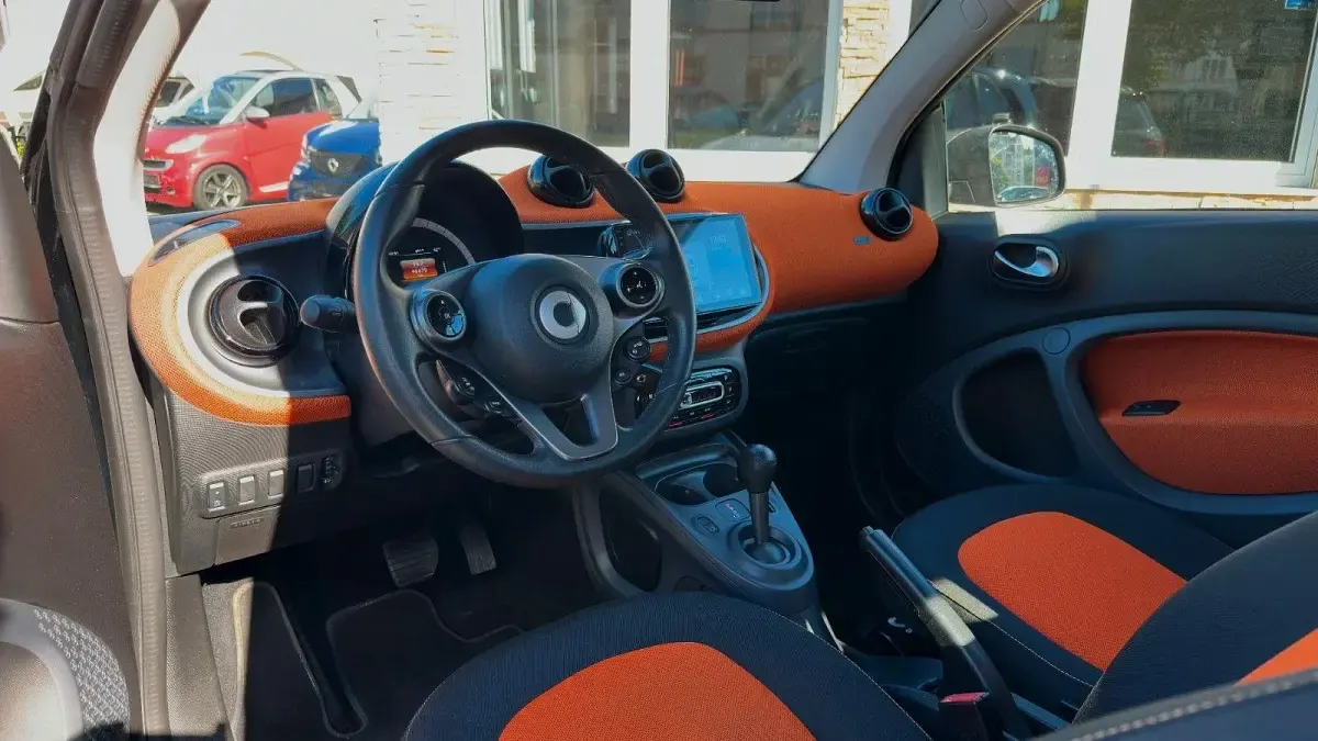 Gebraucht Smart ForTwo Coupé 71 PS (52 kW) 2015 Weiß Coupé