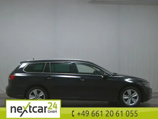 Gebraucht VW Passat Life 200 PS (147 kW) 2021 Black metallic Kombi
