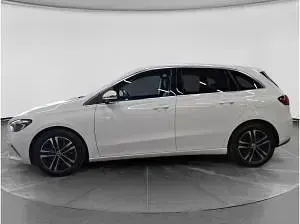 Gebraucht Mercedes B250 163 PS (119 kW) 2023 Weiß (polarweiss) Kleinwagen