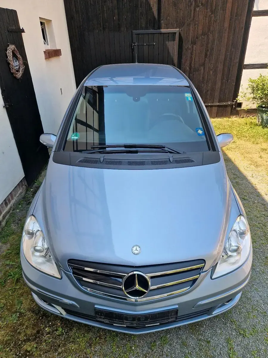 Gebraucht Mercedes B180 109 PS (80 kW) 2007 Blau Van / Kleinbus
