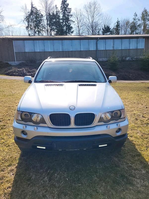 Second-hand BMW X5 231 CP (169 kW) 2002 Argintiu SUV