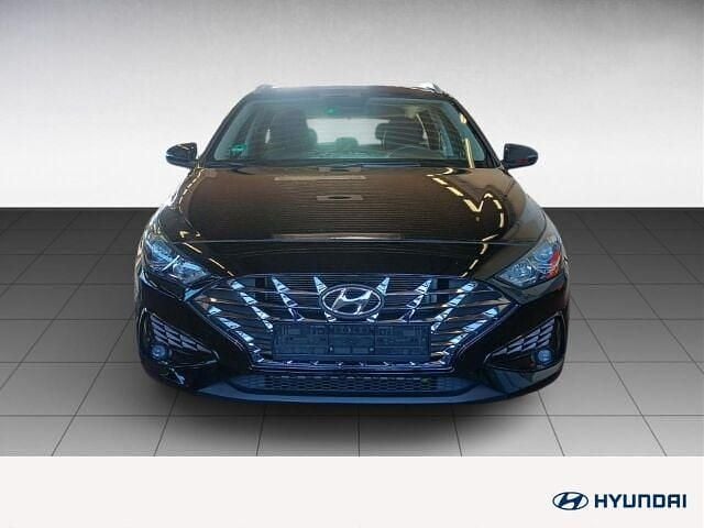 Gebraucht Hyundai i30 Select 120 PS (88 kW) 2024 Andere farbe Kombi