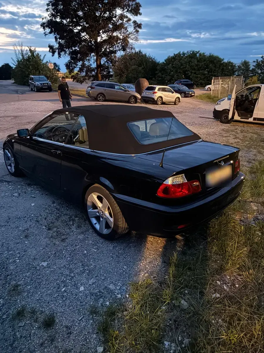 Gebraucht BMW 325 Cabriolet 192 PS (141 kW) 2005 Schwarz Cabrio