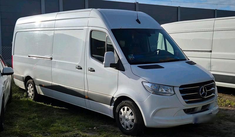 Gebraucht Mercedes Sprinter 163 PS (119 kW) 2019 Weiß Van