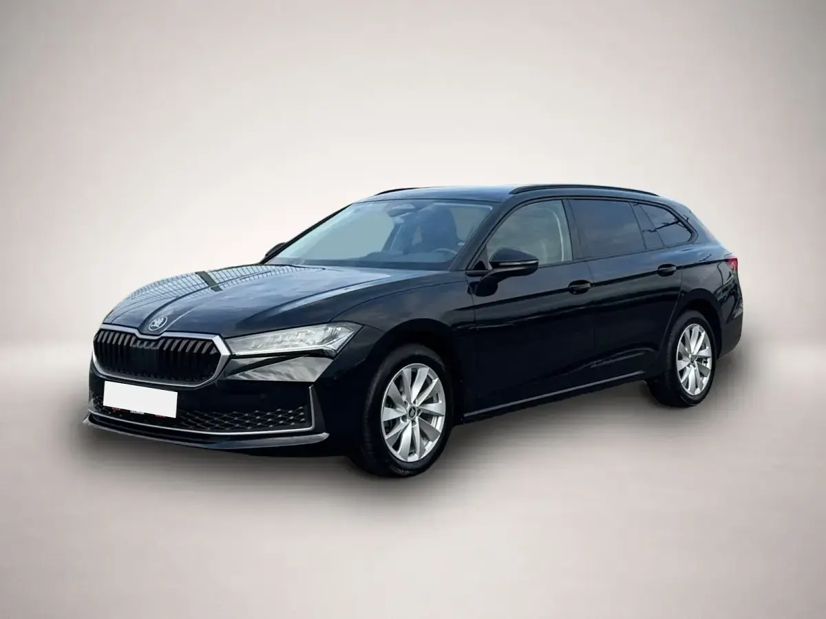 Gebraucht Skoda Superb Selection 150 PS (110 kW) 2025 Kombi
