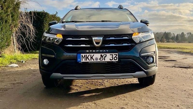 Gebraucht Dacia Sandero Stepway 101 PS (74 kW) 2021 Grau Limousine