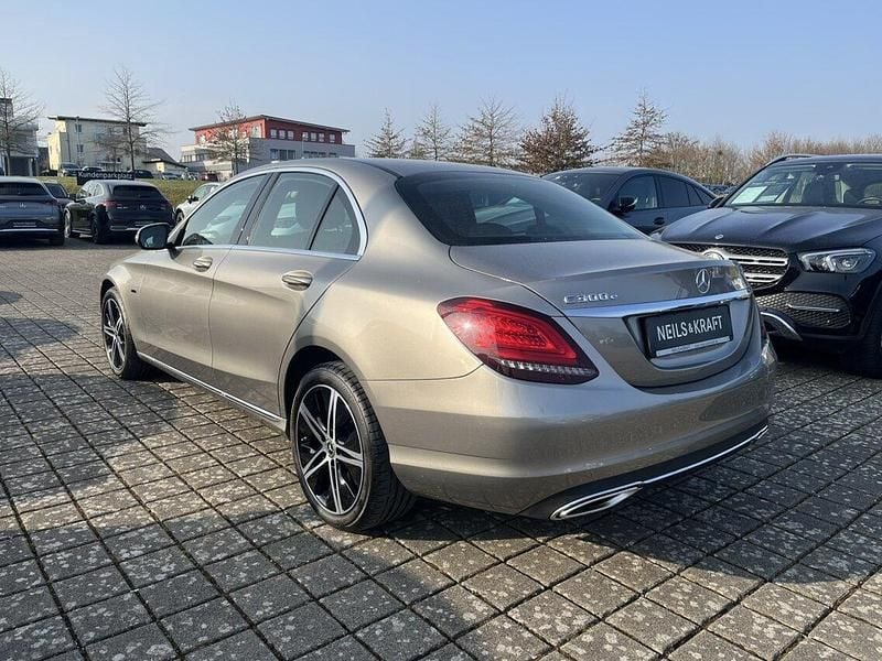 Gebraucht Mercedes C300e 320 PS (235 kW) 2020 Mojavesilber Limousine