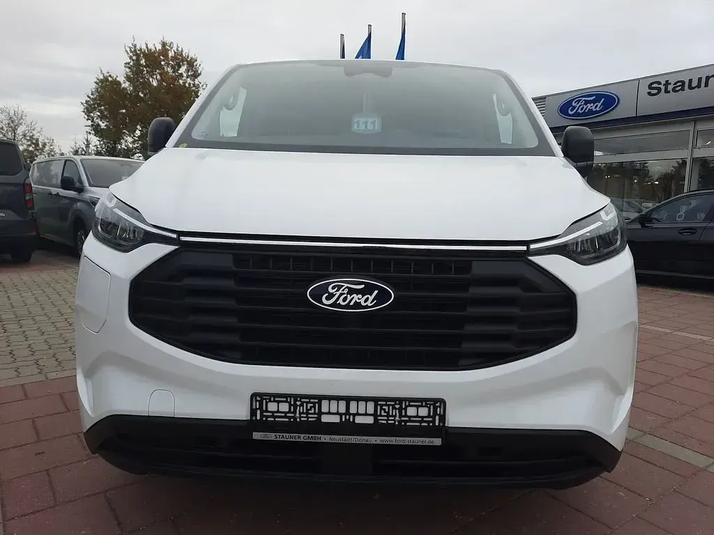 Nouvelle Ford Transit Custom Trend 232 ch (170 kW) 2026 Blanc Monospace