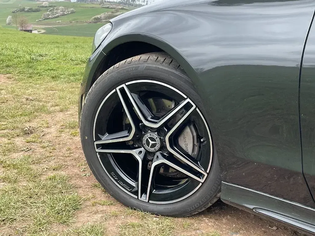 Gebraucht Mercedes C200 AMG line 184 PS (135 kW) 2019 Grau Coupé