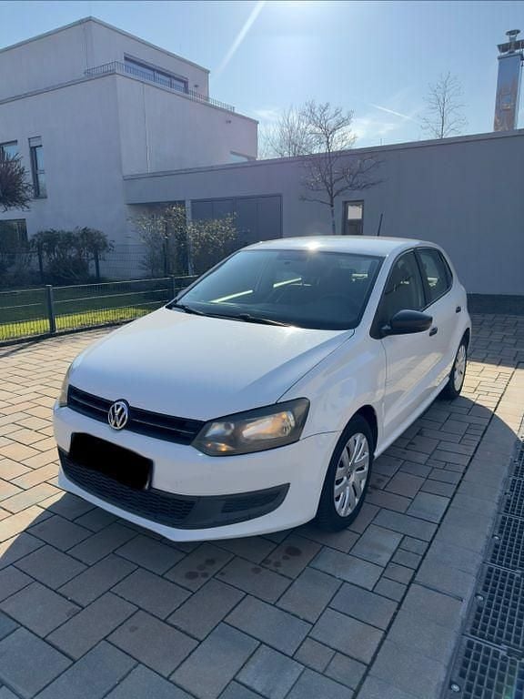 Gebraucht VW Polo Trendline 75 PS (55 kW) 2012 Weiß Kleinwagen