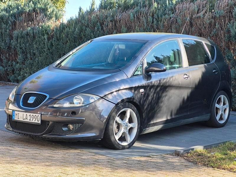 Gebraucht Seat Altea 110 PS (80 kW) 2004 Schwarz Van / Kleinbus