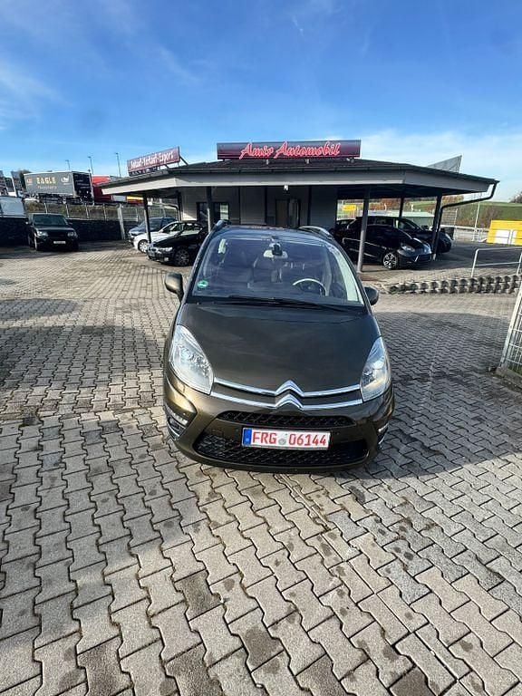 Braun Gebraucht 2012 Citroën Grand C4 Picasso Exclusive Van / Kleinbus | 4.900 € (Fairer Preis) - Bild 1/4
