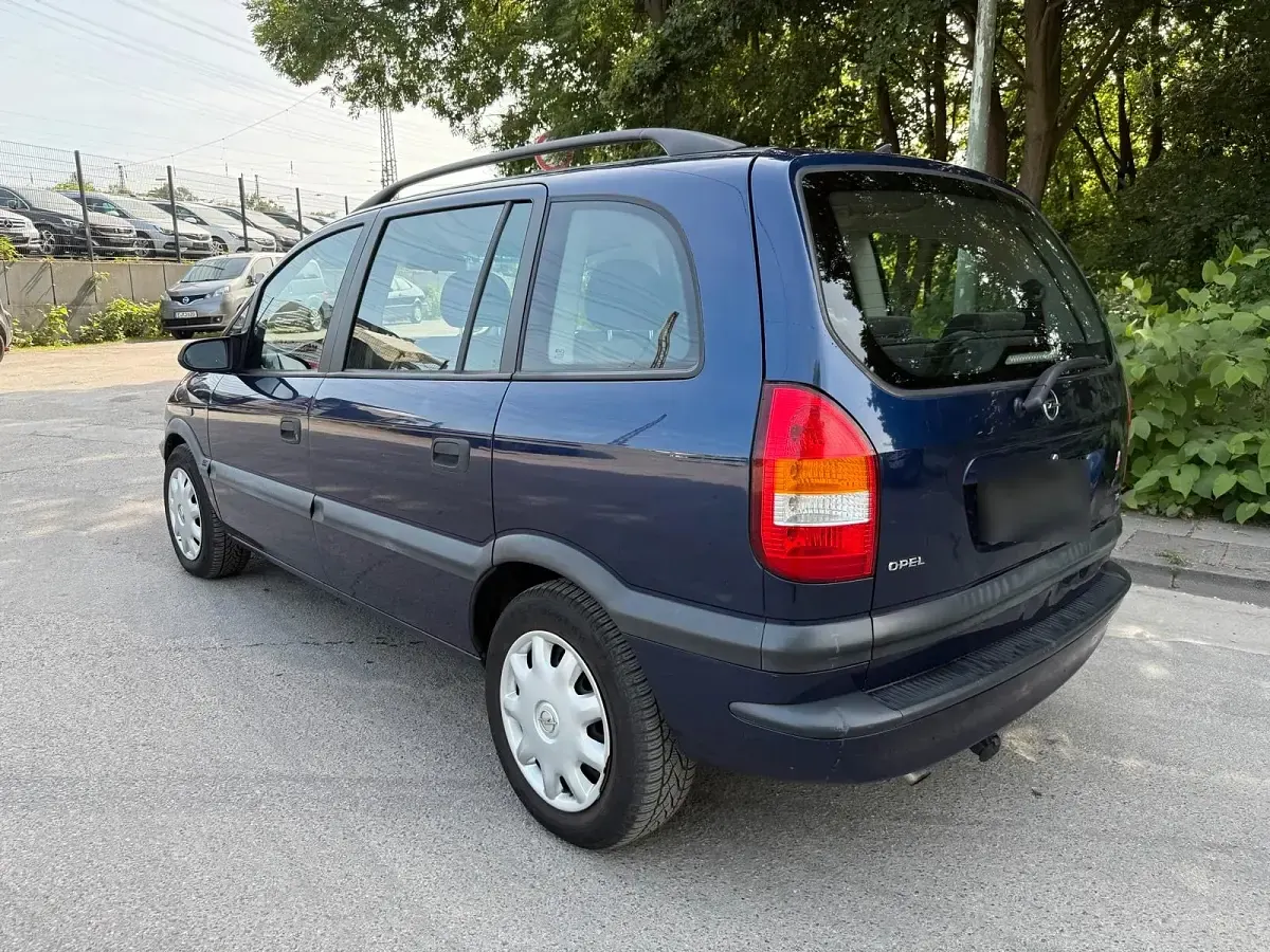 Gebraucht Opel Zafira 100 PS (73 kW) 2002 Blau Van / Kleinbus