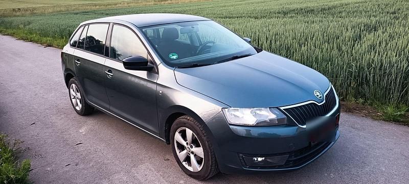 Schwarz Gebraucht 2014 Skoda Fabia Kleinwagen | 5.700 € - Bild 1/4
