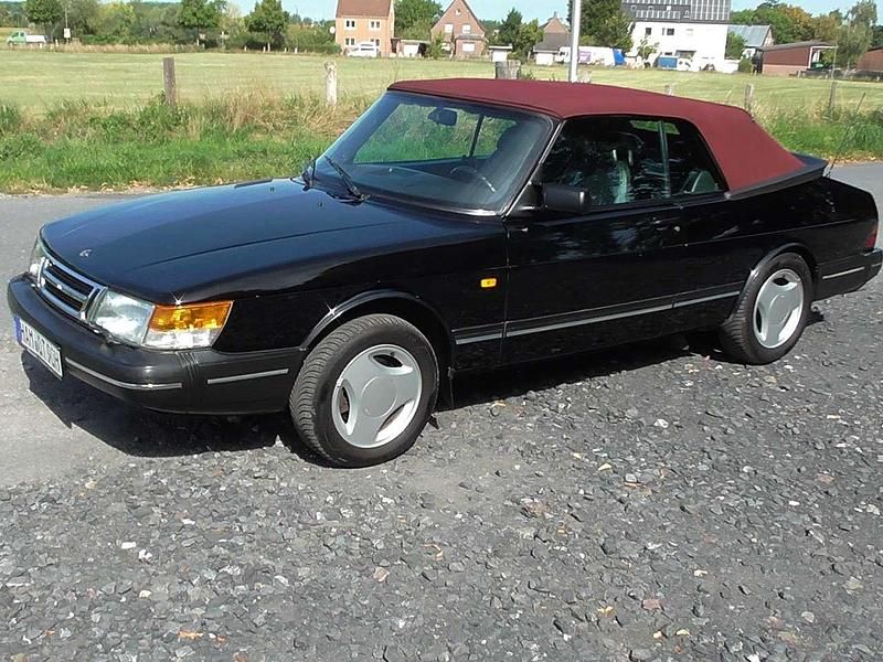 Schwarz Gebraucht 1990 Saab 900 Cabriolet Cabrio | 11.500 € - Bild 1/4