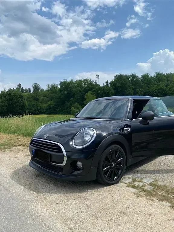 Gebraucht Mini ONE 102 PS (75 kW) 2018 Schwarz Kleinwagen