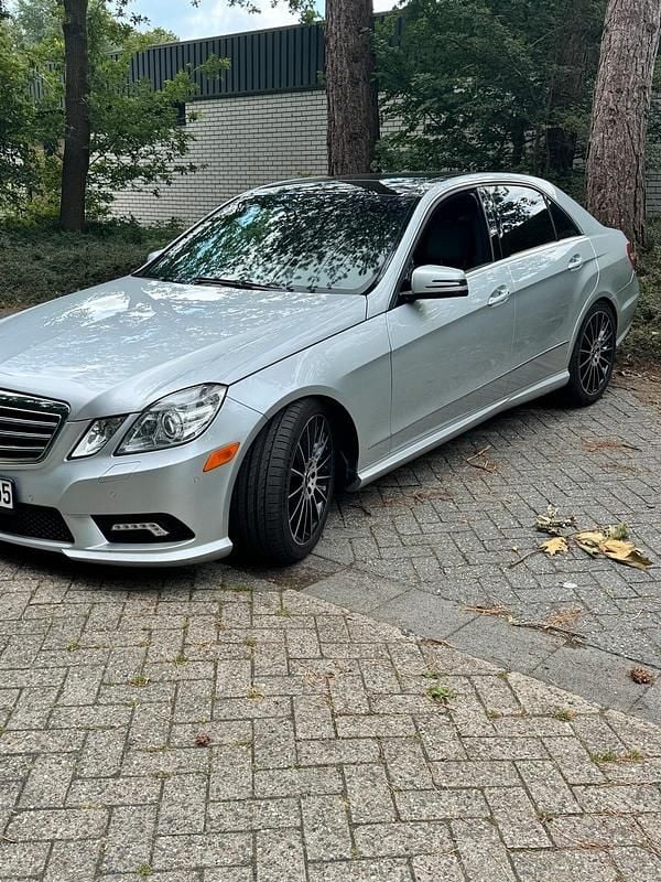 Gebraucht Mercedes E500 387 PS (284 kW) 2009 Grau Limousine