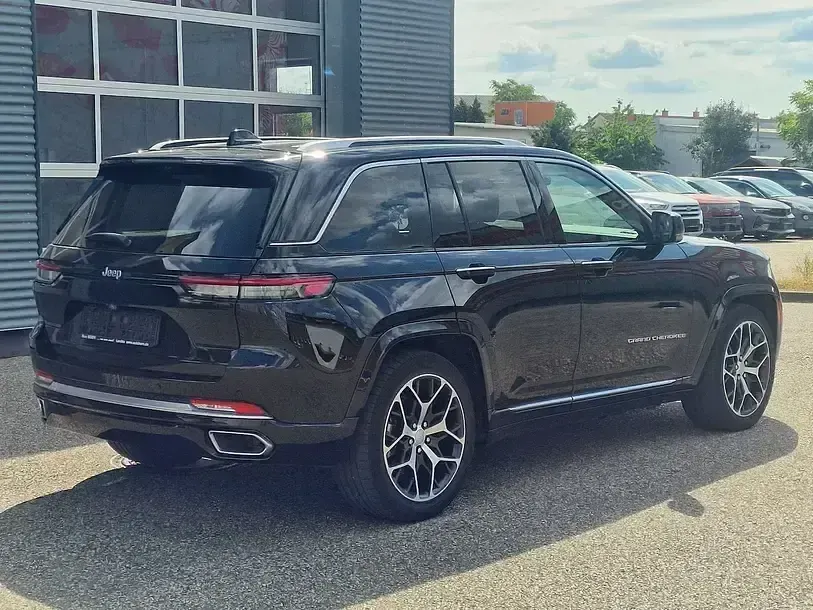 Gebraucht Jeep Grand Cherokee Summit 381 PS (280 kW) 2024 Schwarz SUV