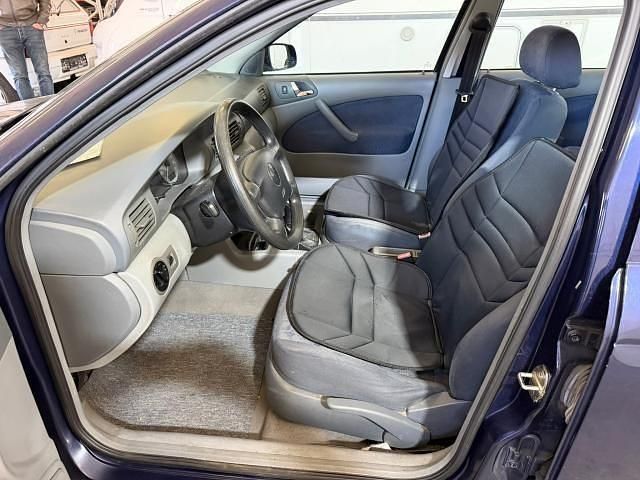 Gebraucht Skoda Octavia 75 PS (55 kW) 1998 Blau Limousine