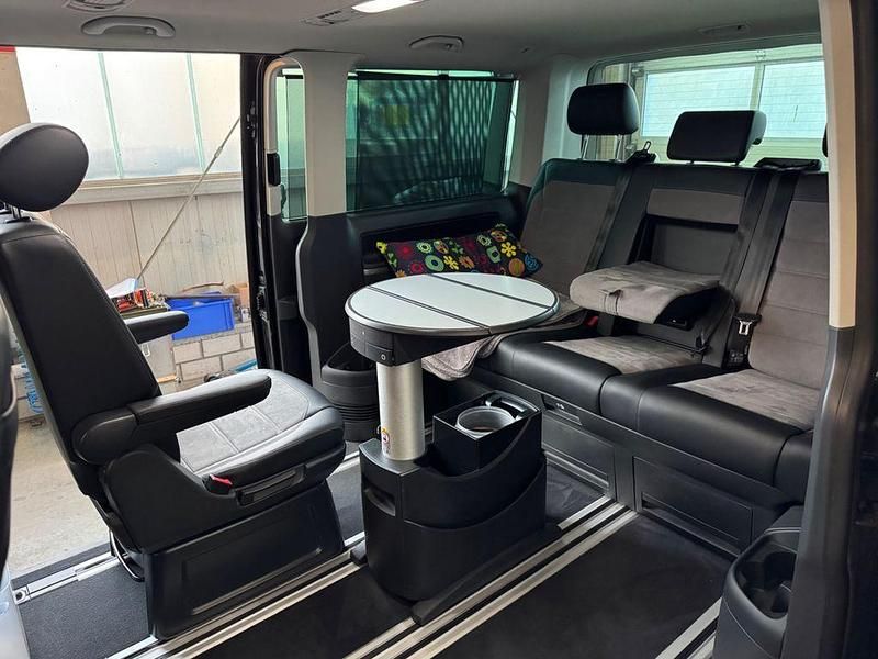 Gebraucht VW Multivan 204 PS (150 kW) 2021 Schwarz Van