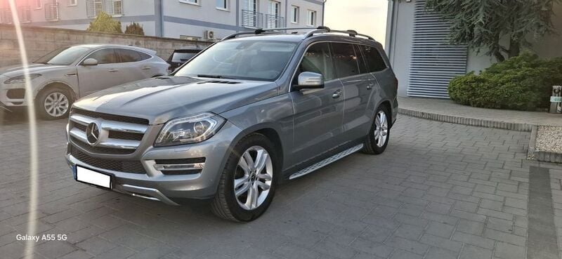 Grau Gebraucht 2015 Mercedes GL350 SUV | 23.100 € (Superpreis) - Bild 1/4