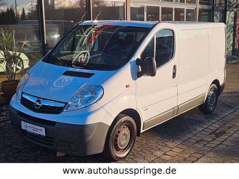 Weiß Gebraucht 2012 Opel Vivaro Van / Kleinbus | 4.190 € (Superpreis) - Bild 1/4