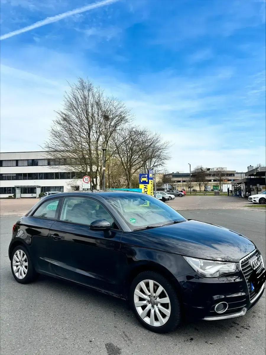 Usata Audi A1 120 CV (88 kW) 2013 Nero Utilitaria