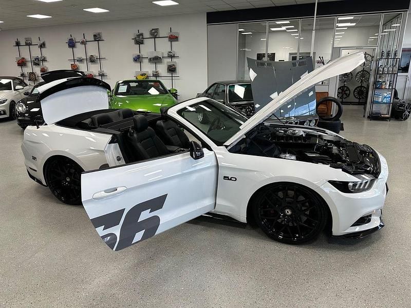 Gebraucht Ford Mustang GT 421 PS (309 kW) 2016 Oxford white Cabrio