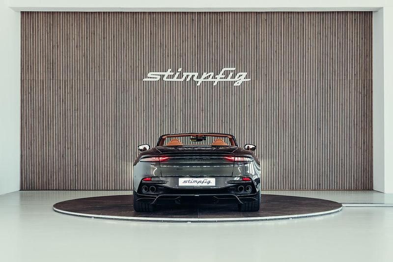 Gebraucht Aston Martin DBS 770 PS (566 kW) 2024 Grün Cabrio