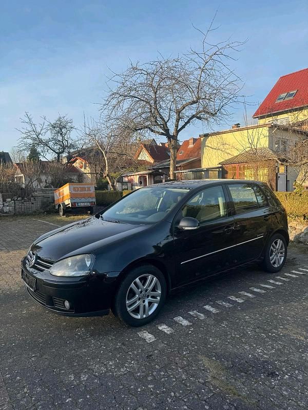 Schwarz Gebraucht 2008 VW Golf Edition Limousine | 2.100 € (Superpreis) - Bild 1/4