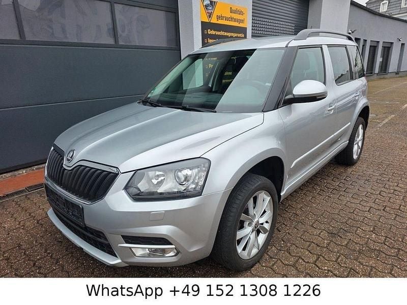 Silber Gebraucht 2017 Skoda Yeti SUV | 8.999 € (Guter Preis) - Bild 1/4