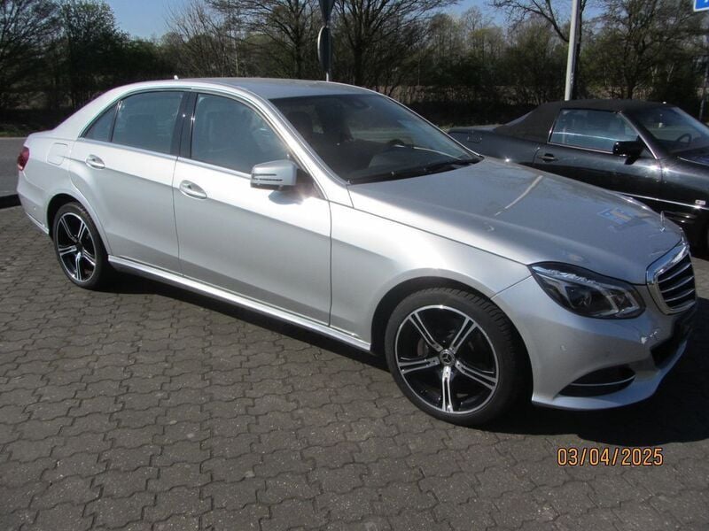 Gebraucht Mercedes E250 Elegance 211 PS (155 kW) 2014 Silber Limousine