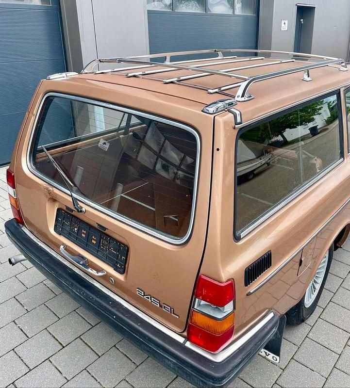Gebraucht Volvo 245 101 PS (74 kW) 1981 Woodside tan metallic brown Kombi