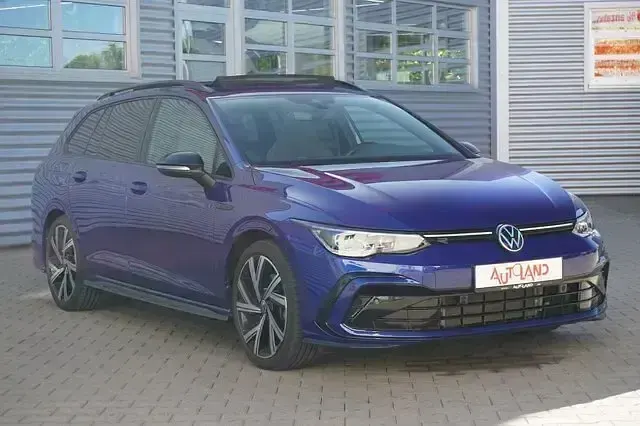 Gebraucht VW Golf VIII R-line 190 PS (139 kW) 2022 Lapiz blue metallic Kombi