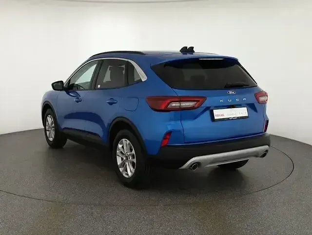 Neu Ford Kuga Titanium 186 PS (136 kW) 2025 Schwarz SUV