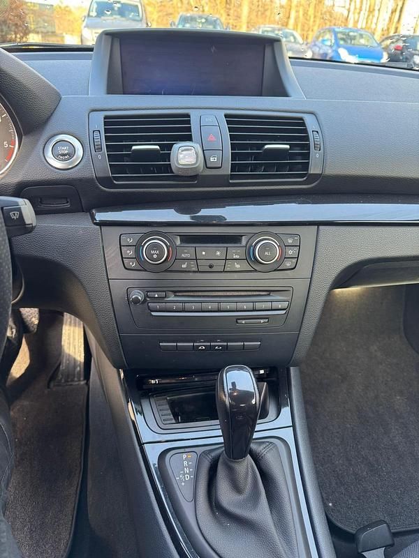 Gebraucht BMW 120 M Sport 176 PS (129 kW) 2014 Schwarz Kleinwagen