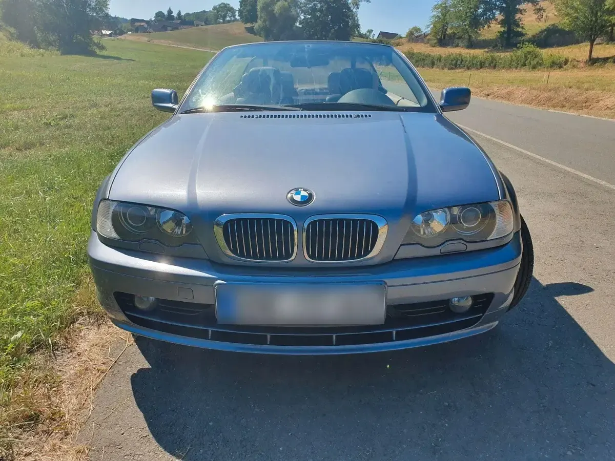 Gebraucht BMW 325 Cabriolet Performance 192 PS (141 kW) 2001 Blau Cabrio