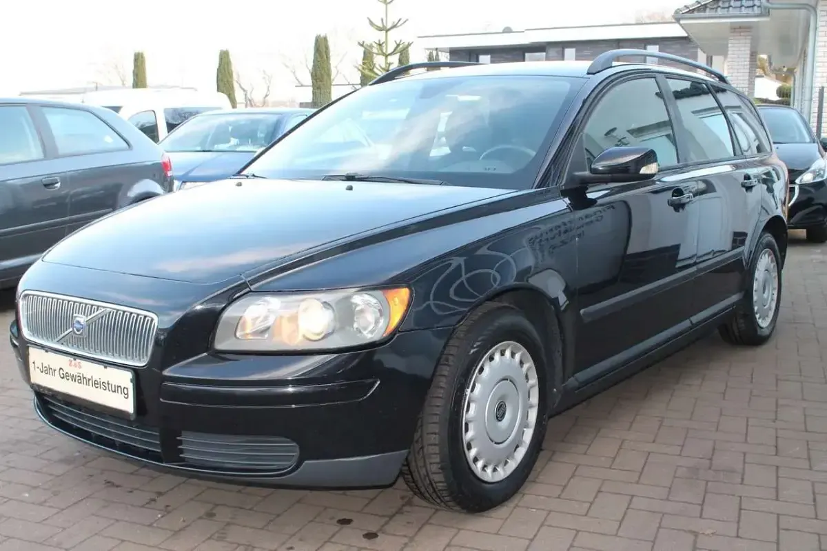 Gebraucht Volvo V50 Kinetic 125 PS (91 kW) 2006 Schwarz Kombi