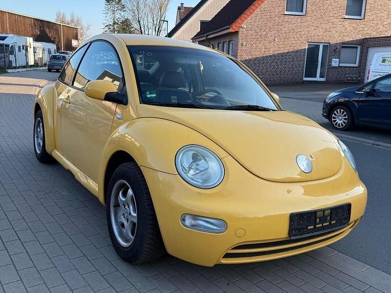 Gebraucht VW New Beetle Style 102 PS (75 kW) 2002 Gelb Kleinwagen