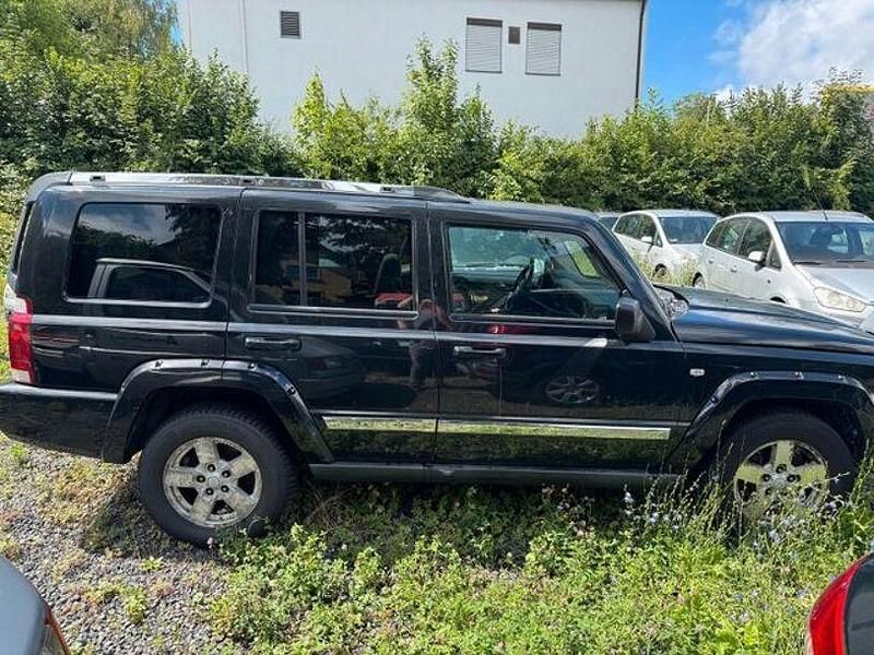 Gebraucht Ford Kuga Individual 150 PS (110 kW) 2016 Magneticgrau metallic SUV