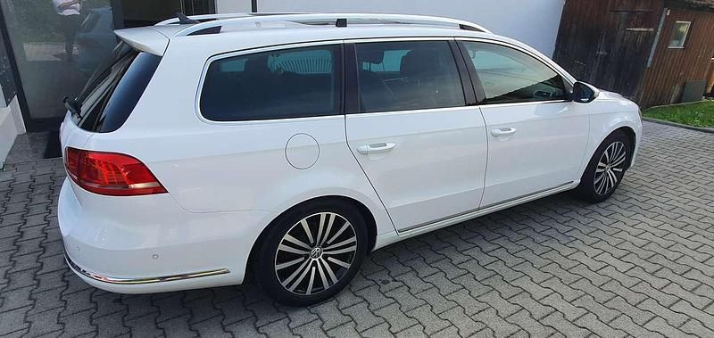 Gebraucht VW Passat 158 PS (116 kW) 2011 Weiß Kombi