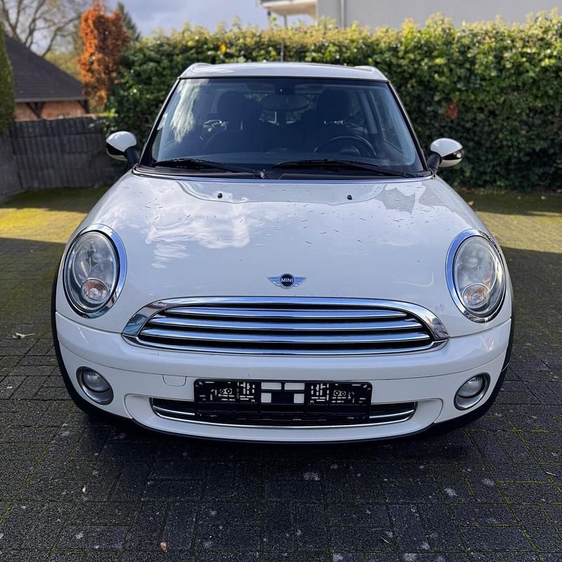 Beige Gebraucht 2009 Mini Cooper Clubman Kombi | 3.850 € (Fairer Preis) - Bild 1/4